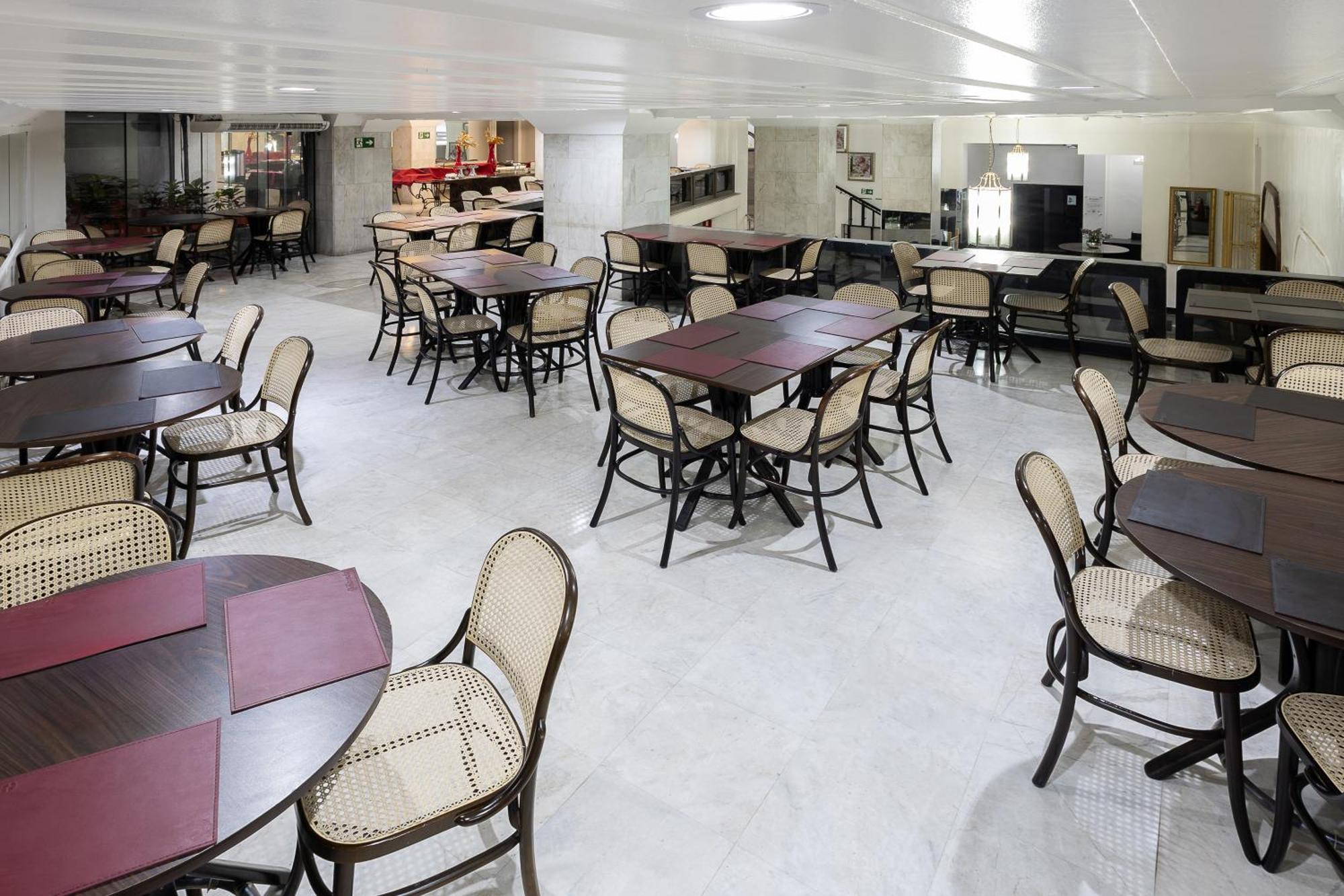Hotel Euro Suite Sao Paulo By Nacional Inn - A 600 Metros Da Rua 25 De Marco エクステリア 写真